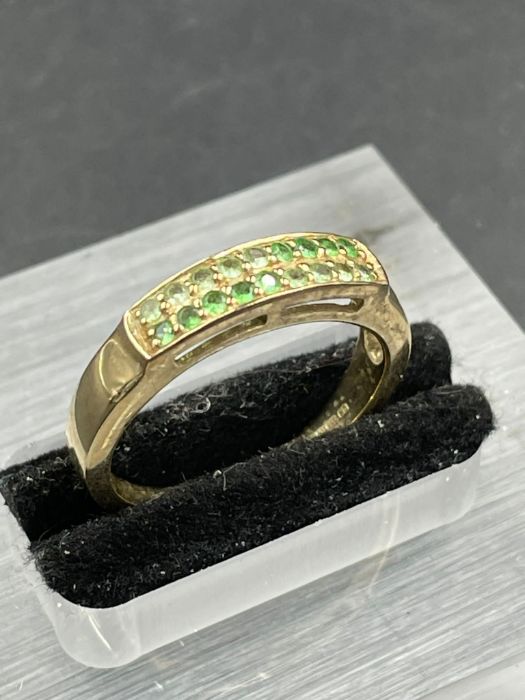 A selection of three 9ct gold rings, various styles and stones (Approximate Total Weight 5.3g) - Image 4 of 4