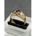 An antique garnet and 9ct gold ring (Approximate Total Weight 4.7g) Size V