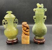 Two jade vases and a jade stamp
