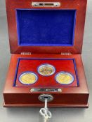 Portraits of the Queen Three Gold Sovereign set, 1965, 1981 and 2000.