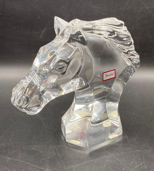 A Baccarat crystal horse head ornament, boxed. - Image 2 of 5