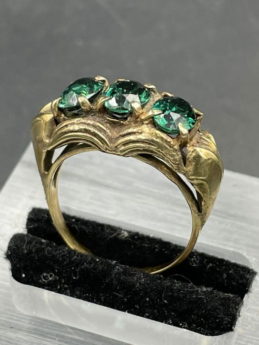 An antique emerald emerald ring (Approximate Total weight 3.7g) Size N - Image 3 of 3