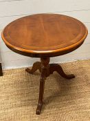 A reproduction circular table (H60cm Dia69cm)