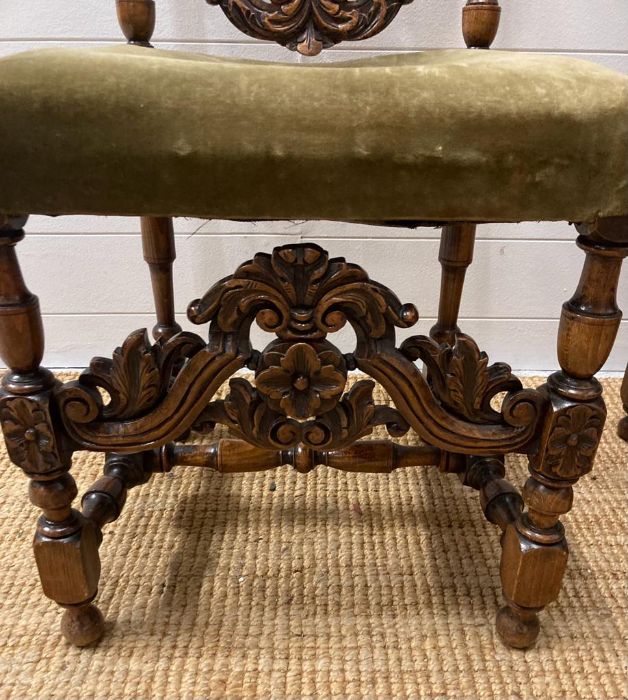 A pair of oak Victorian carved hall chairs circa 1880 - Image 3 of 7