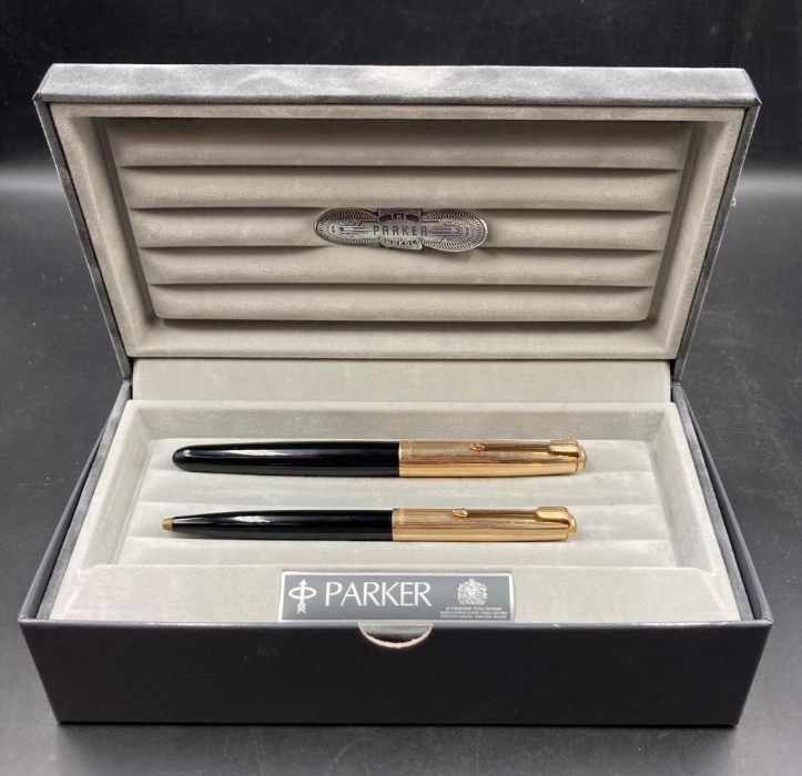 A Parker Duofold fountain pen and ballpoint in original box