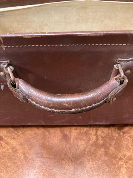 A leather suitcase with initials SMC (H23cm W70cm D40cm) - Image 2 of 5