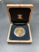 Royal Mint 1990 United Kingdom £5 Brilliant Uncirculated Gold Coin in 22ct gold coin 39.94g with box