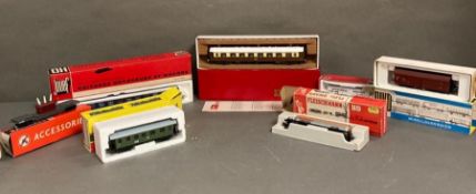 A selection of vintage rolling stock to include Jouef Rivarossi and Piko