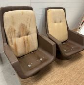 A pair of Robin Day for Hille Space Age 4 -4000 70's, moulded shell chairs on a swivel base