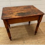 A pine small farmhouse table with single drawer to end (H72cm W86cm D60cm)