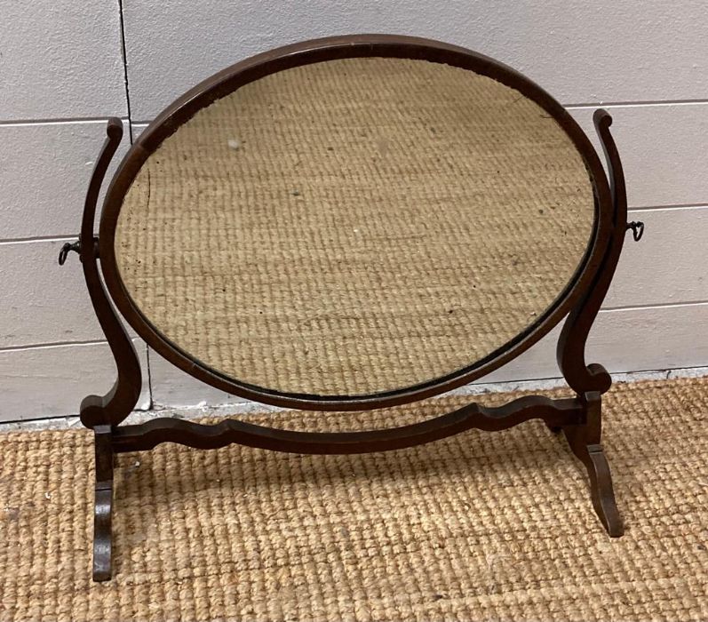 An oval mahogany dressing table mirror and an octagonal wall hanging wall mirror - Image 3 of 3