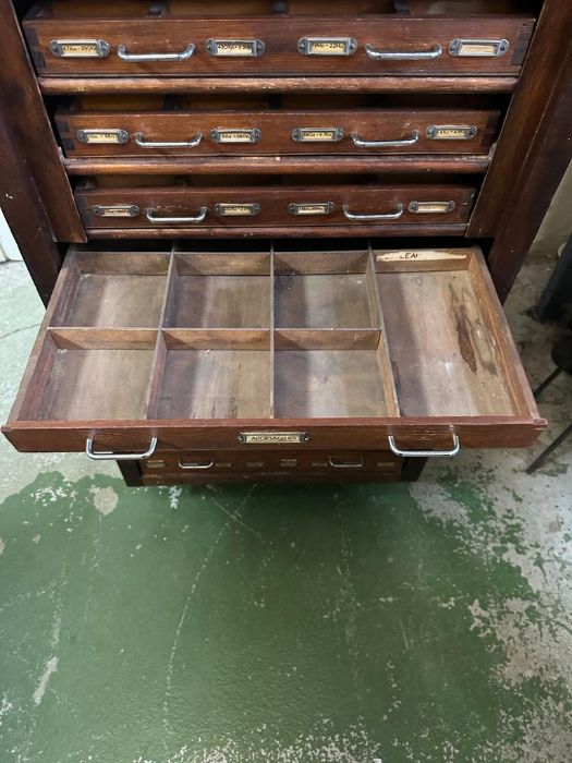 A set of oak printers drawers, fourteen drawers in total with various internal configurations ( - Image 2 of 5