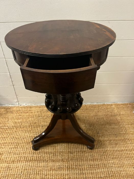 A mahogany side table with twisted centre spindles terminating on a circular platform surround by - Image 7 of 10