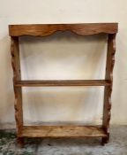 A pine wall hanging shelving unit (H106cm)