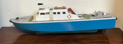 A model rescue boat (70cm x 24cm)