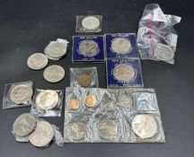 A selection of Great British and New Zealand coins to include commemoratives.