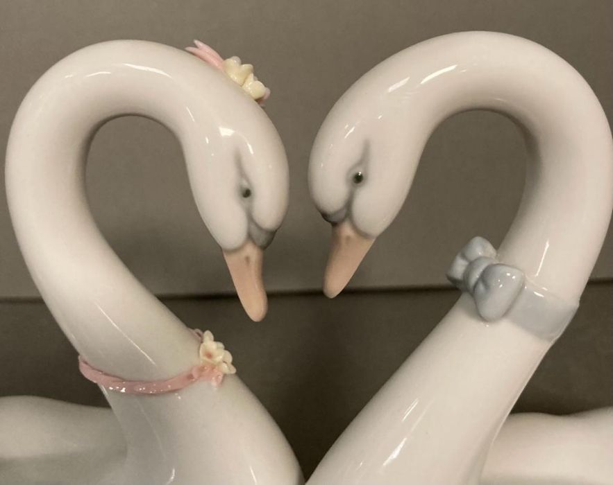 A pair of Lladro necking swans - Image 3 of 4