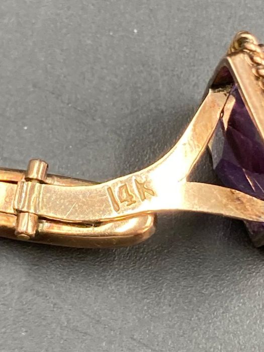 A pair of Gents Amethyst and yellow gold cuff links, marked 14K, Approximate Total weight 7g - Image 2 of 4