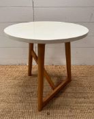A white topped contemporary side table by Hamar (H50cm Dia50cm)