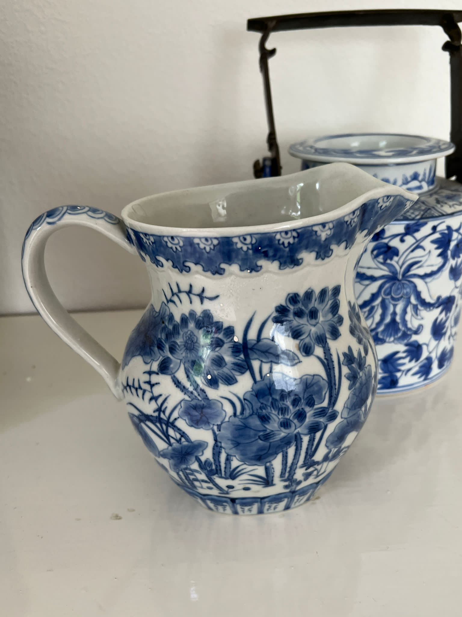 Oriental blue and white china, one jug and a metal handled teapot. - Image 2 of 6