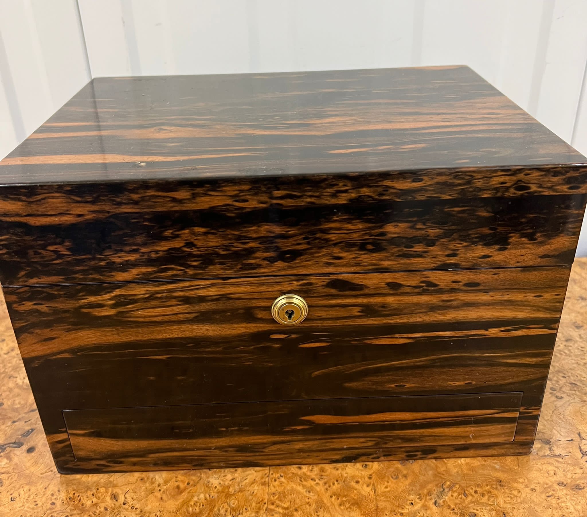 A coromandel jewellery box with fitted trays, hidden drawers (20cm x 23cm x 31cm) - Image 2 of 7