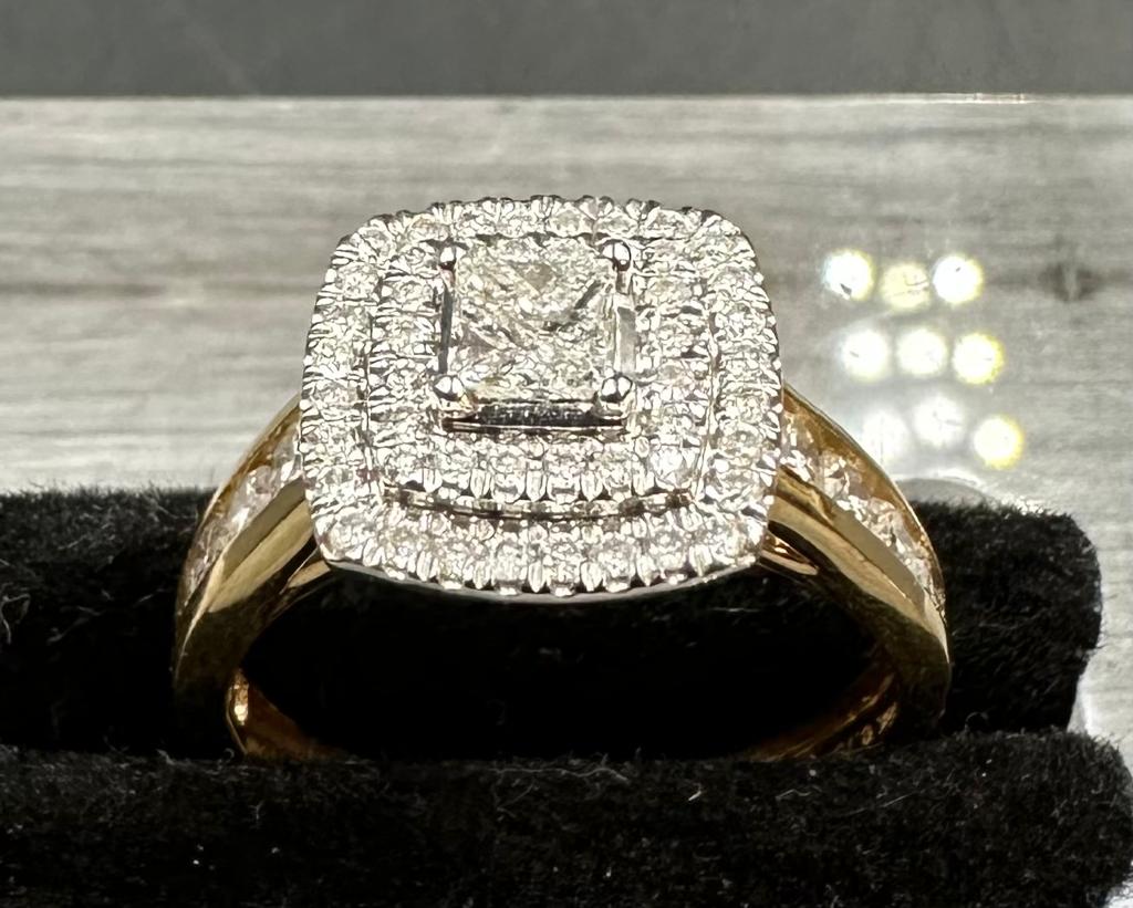 In yellow gold a square double halo ring with centre princess cut diamond. The ring is stamped 0. - Image 2 of 5