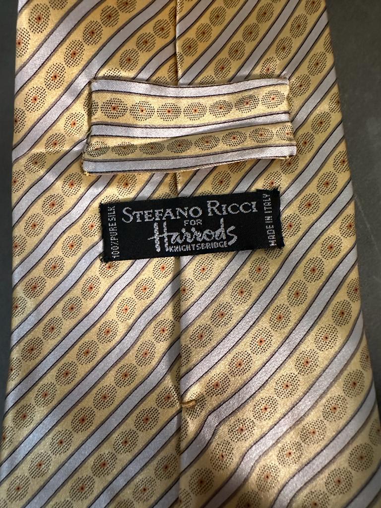 A selection of designer silk ties including five by Hermes also Gianfranco Ferre, Leonard of - Image 10 of 11