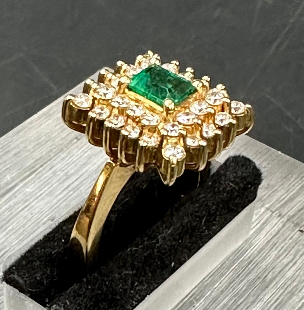18 carat yellow gold emerald and diamond cluster ring. - Image 3 of 4