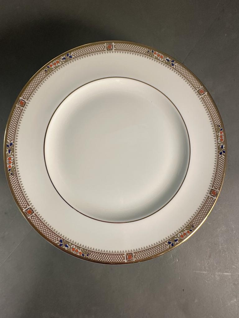 A Part Minton Caliph dinner service to include dinner plates, bowls and side plates - Image 4 of 4