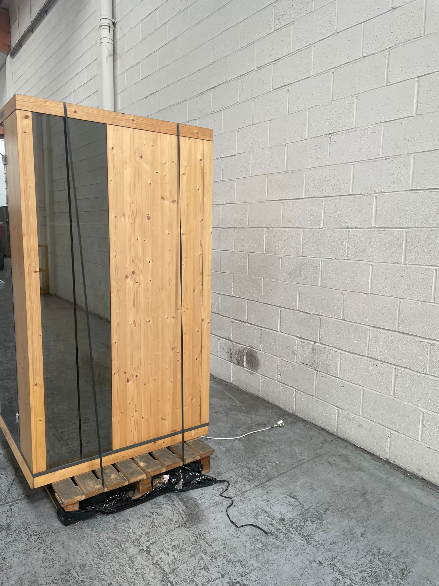 A new Ergo Balance II Sauna 1 to 2 persons. Power: 1.900 Watt Dimensions: 128x 115x 208 cm (WxDxH) - Image 5 of 17