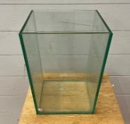 A glass plant pot or bin (H30cm Dia 25cm)