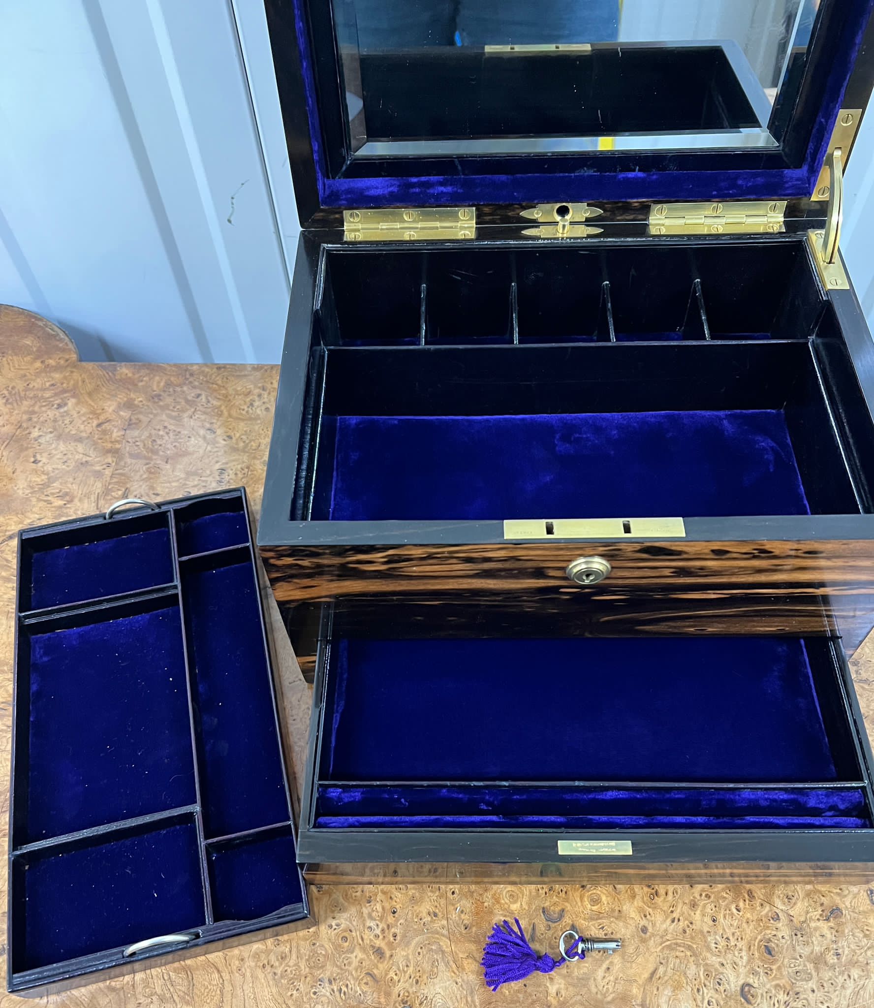 A coromandel jewellery box with fitted trays, hidden drawers (20cm x 23cm x 31cm) - Image 4 of 7