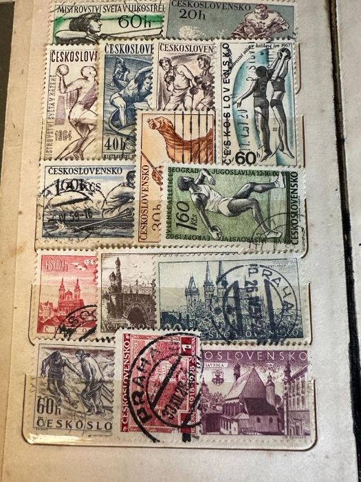 A selection of UK and World stamps, various countries and ages - Image 9 of 9