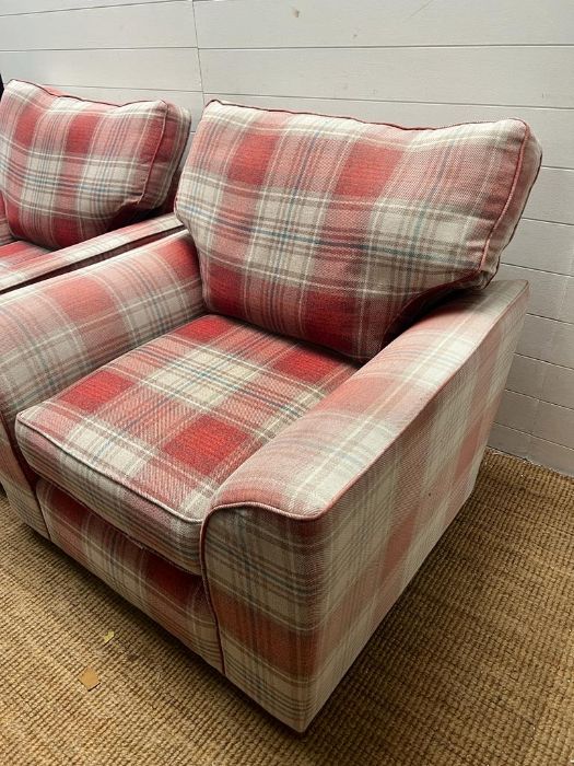 A pair of Next tartan cuddle chairs (H90cm W108cm D94cm) - Image 3 of 6