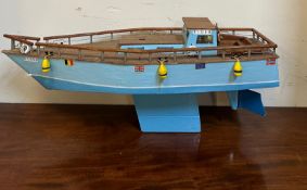 A model ship "Elder" (H28cm W49cm)