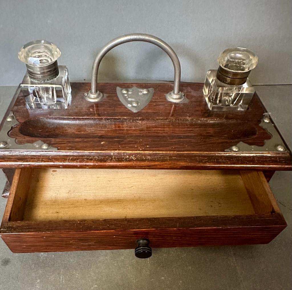 An oak ink stand or desk tidy with two ink wells and drawers under - Image 2 of 4