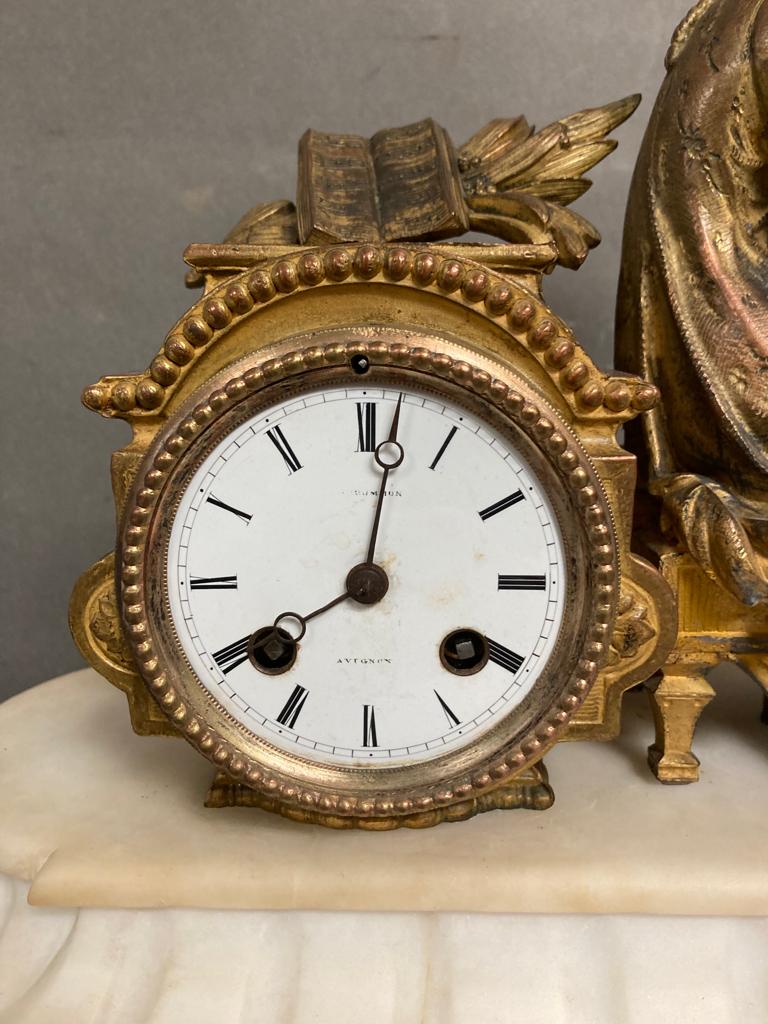 A 19th Century French marble and gilded eight day mantle clock by Avignon - Image 4 of 6