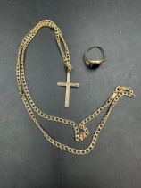A 9ct gold cross on chain and and AF 9ct gold ring (Approximate total weight 4.5g)