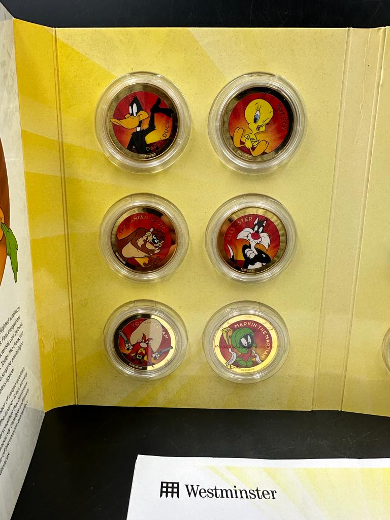 A boxed set Loony Tunes Official Commemorative medals - Image 2 of 4