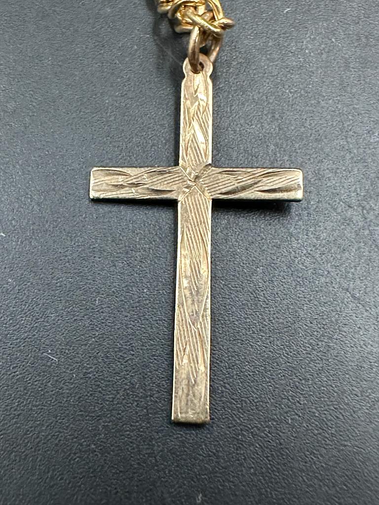 A 9ct gold cross on chain and and AF 9ct gold ring (Approximate total weight 4.5g) - Image 4 of 5