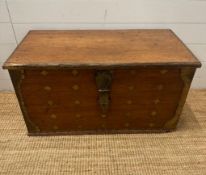 An oak 19th Century Indonesia brass banded blanket box with brass drop handles (H44cm W83cm D43cm)
