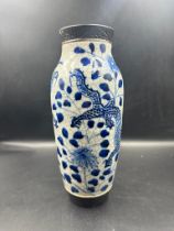A chinese blue and white crackle glaze dragon vase