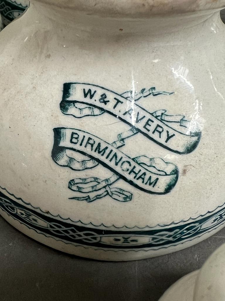 A selection of imperial ceramic weights marked W & T Avery - Image 4 of 4