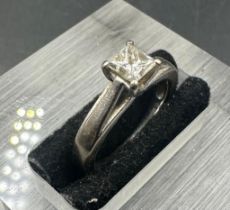 A platinum single stone diamond ring approx 0.50 carat