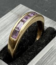 A 9ct gold and amethyst ring. Size R