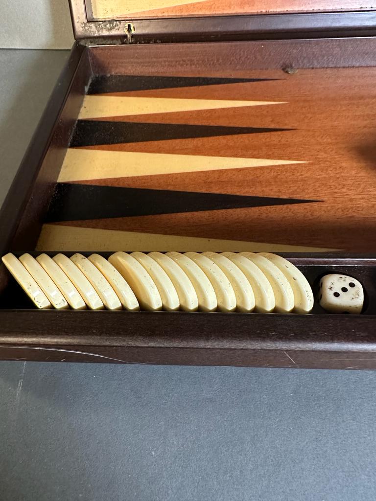 A Backgammon set - Image 4 of 4