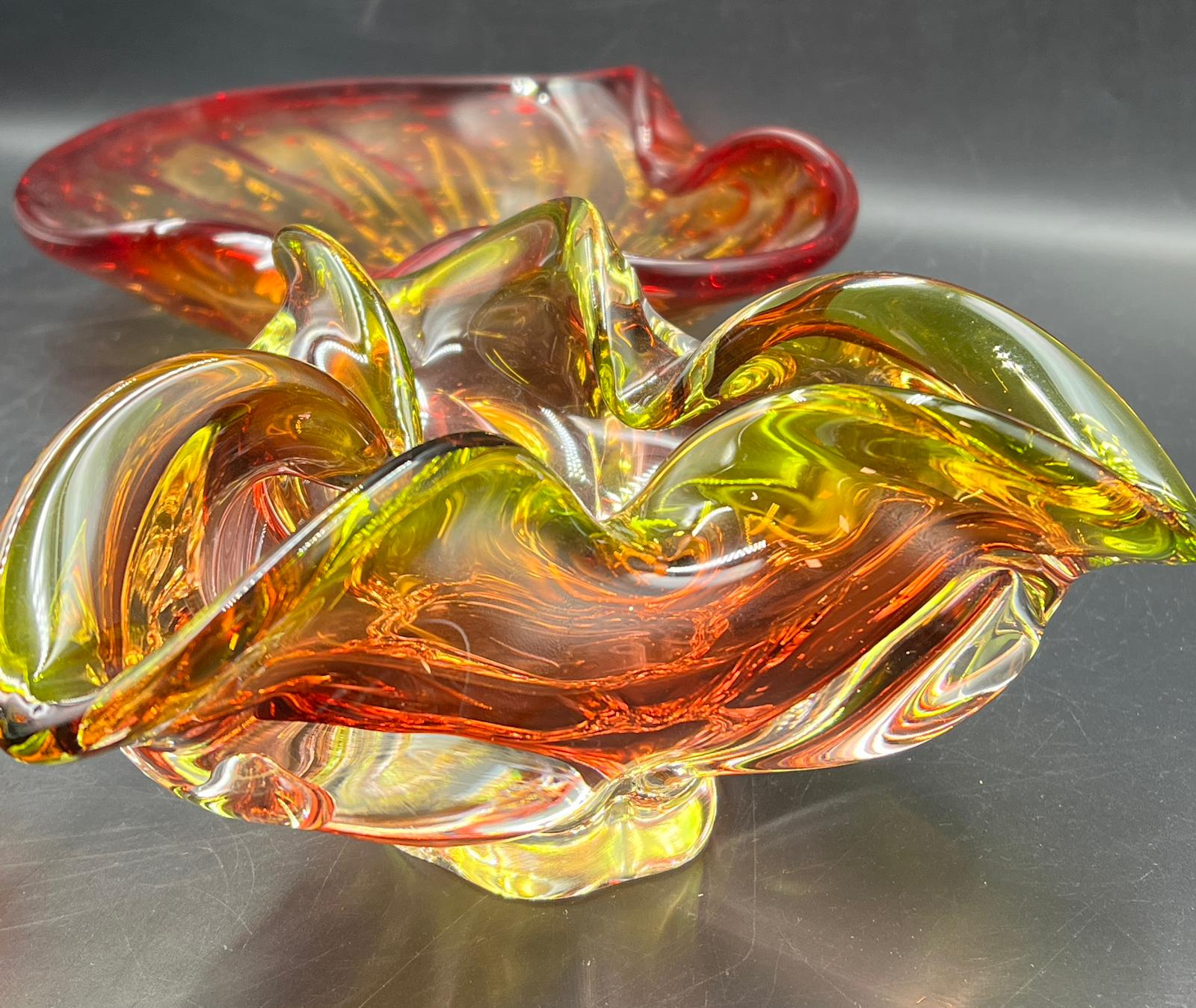 Three Murano and Czech Art glass pinch and twisted bowl fire reds and yellow (W26cm) Condition - Image 5 of 7