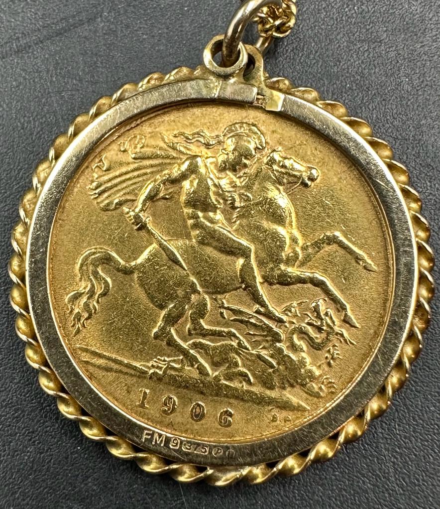 A 1906 Half Sovereign on 9ct gold mount and chain. (Approximate Total Weight 7.1g) - Image 2 of 4