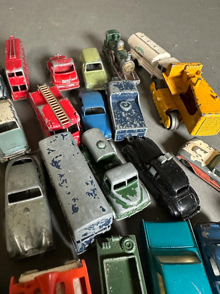 A selection of play worn Diecast toy cars to include Matchbox and Dinky, etc - Image 2 of 10