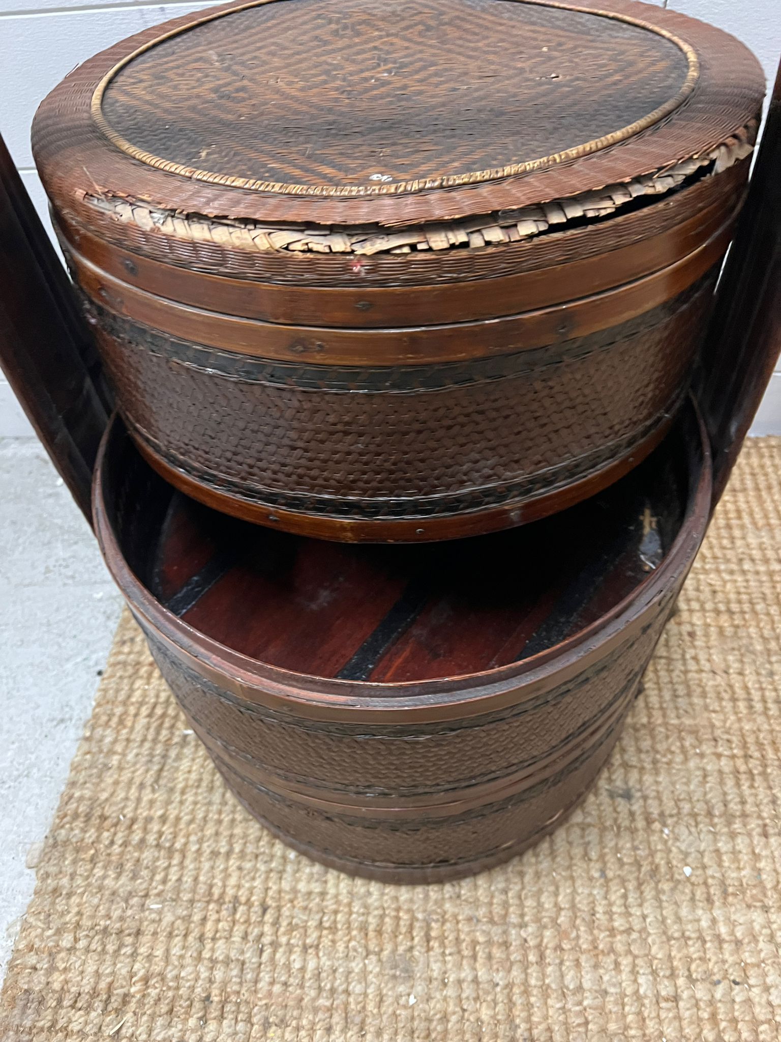 An Asian wedding basket (H64cm Dia42cm) - Image 4 of 5